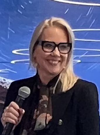 Sarah Knight
